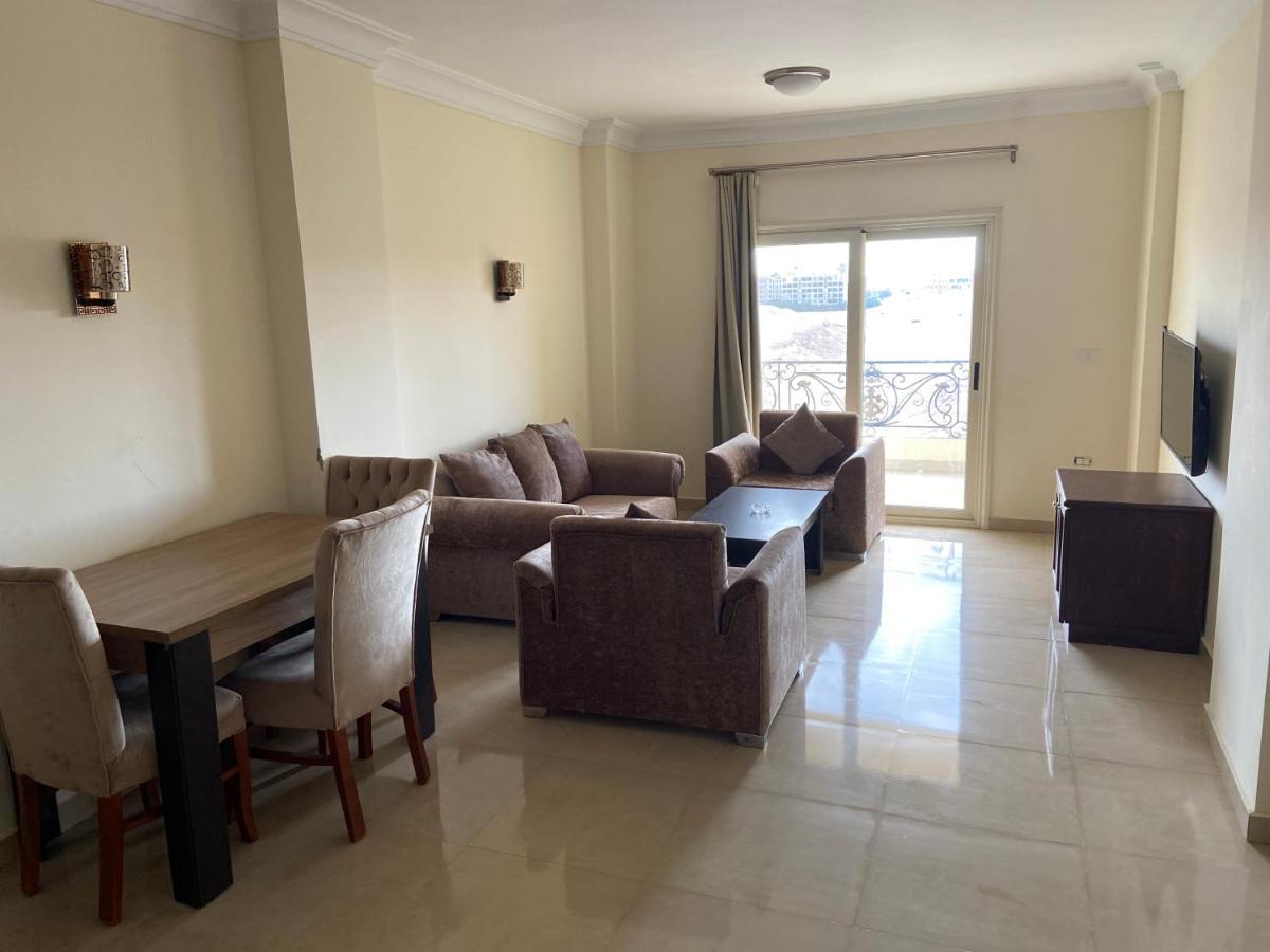 Bahga Palace 5 Residential Apartment *